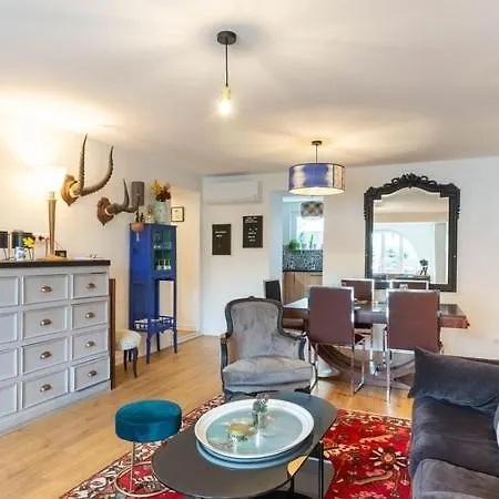 Proche Grotte De Matata Meschers-sur-Gironde