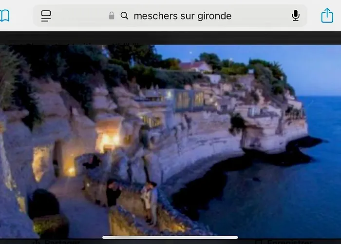 Proche Grotte De Matata