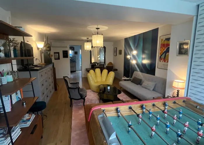 Proche Grotte De Matata * Meschers-sur-Gironde