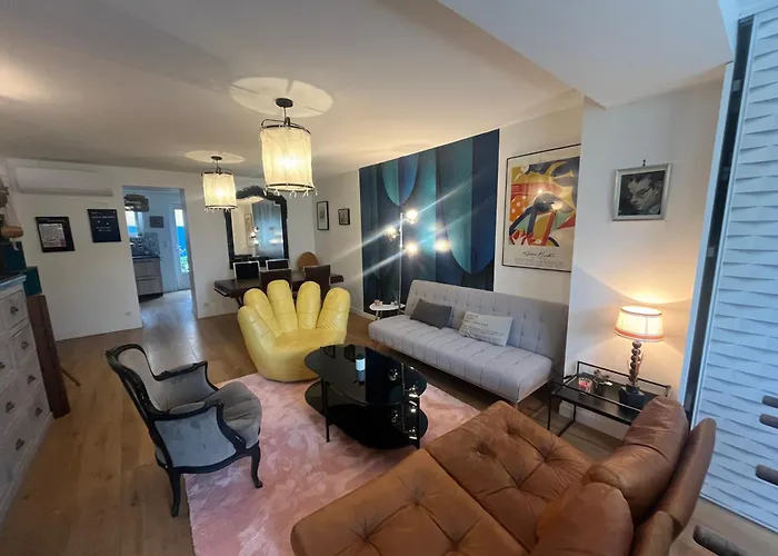 Proche Grotte De Matata Meschers-sur-Gironde