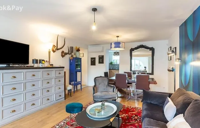 Proche Grotte De Matata Meschers-sur-Gironde